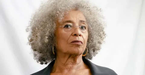Angela Davis: Biography, Education, Achievements & Facts 