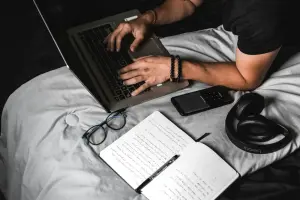 Best Side Hustles for Students in Ghana